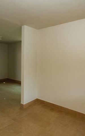 Casa à venda com 360m², 3 quartos e 2 vagasSala