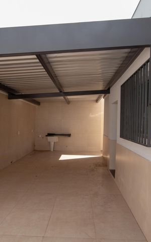 Casa à venda com 360m², 3 quartos e 2 vagasÁrea de Serviço