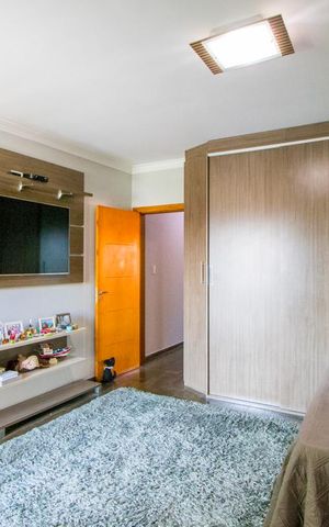 Casa à venda com 226m², 4 quartos e 4 vagas Casa à venda com 226m², 4 quartos e 4 vagasQuarto 1 - Suíte