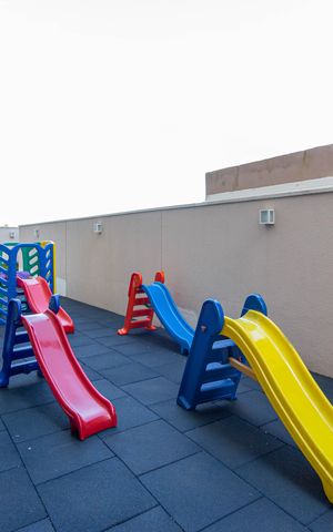 Apartamento à venda com 45m², 2 quartos e 1 vaga Apartamento à venda com 45m², 2 quartos e 1 vagaÁrea comum - Playground