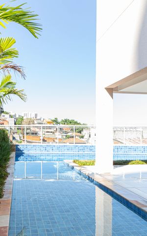 Apartamento à venda com 45m², 2 quartos e 1 vaga Apartamento à venda com 45m², 2 quartos e 1 vagaÁrea comum - Piscina