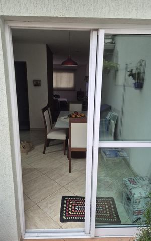 Casa à venda com 180m², 3 quartos e 2 vagas