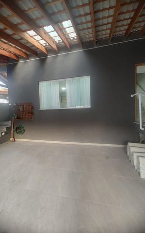 Casa à venda com 241m², 3 quartos e 5 vagas