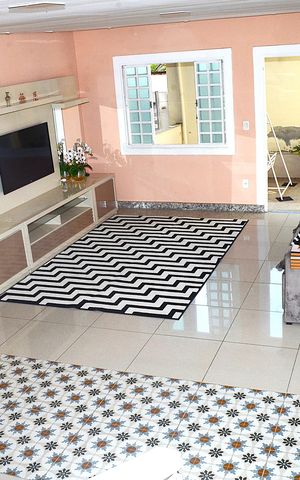 Casa para alugar com 300m², 3 quartos e 2 vagasDetalhe Sala