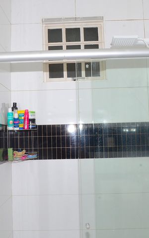 Casa para alugar com 300m², 3 quartos e 2 vagasBanheiro