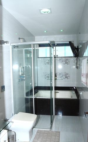 Casa para alugar com 300m², 3 quartos e 2 vagasBanheiro da Suíte