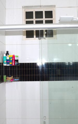 Casa para alugar com 300m², 3 quartos e 2 vagasBanheiro