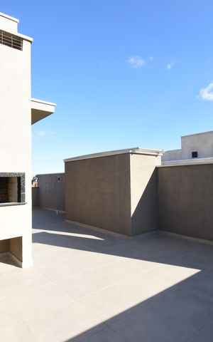 Casa para alugar com 225m², 3 quartos e 4 vagasCobertura com churrasqueira 