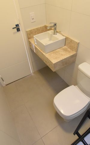 Casa para alugar com 225m², 3 quartos e 4 vagasBanheiro da Suíte 2