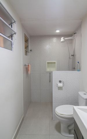 Casa à venda com 138m², 4 quartos e 1 vagaBanheiro Social