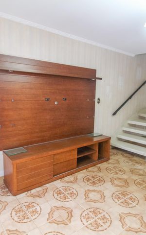 Casa à venda com 138m², 4 quartos e 1 vagaSala
