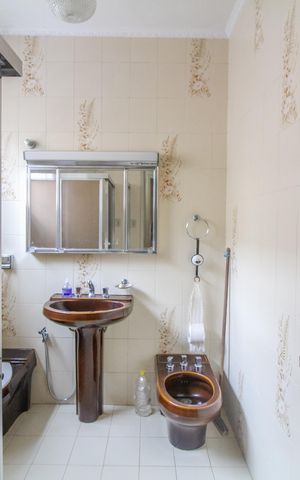 Casa à venda com 138m², 4 quartos e 1 vagaBanheiro Social 2