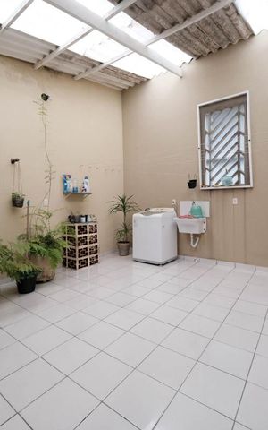 Casa para alugar com 210m², 2 quartos e 2 vagasÁrea de Serviço