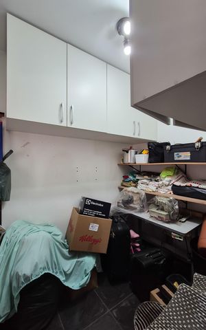 Casa à venda com 242m², 3 quartos e 2 vagasQuarto de Serviço