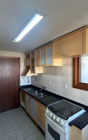 Apartamento à venda com 187m², 3 quartos e 2 vagasCozinha