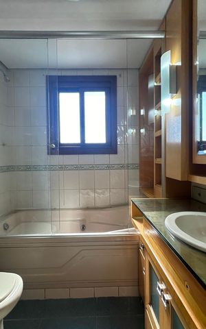 Apartamento à venda com 187m², 3 quartos e 2 vagasBanheiro da Suíte