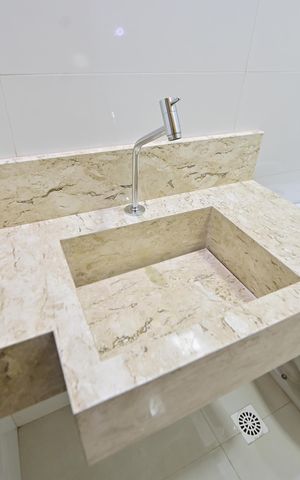 Casa à venda com 132m², 3 quartos e 4 vagas Casa à venda com 132m², 3 quartos e 4 vagasBanheiro da Suíte