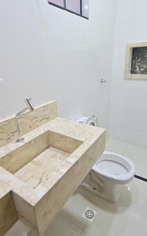 Casa à venda com 132m², 3 quartos e 4 vagas Casa à venda com 132m², 3 quartos e 4 vagasBanheiro da Suíte