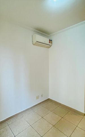 Casa de condomínio à venda com 210m², 3 quartos e 3 vagas Casa de condomínio à venda com 210m², 3 quartos e 3 vagasSuíte