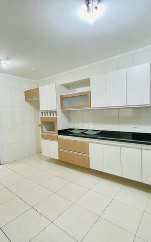 Casa de condomínio à venda com 210m², 3 quartos e 3 vagas Casa de condomínio à venda com 210m², 3 quartos e 3 vagasCozinha