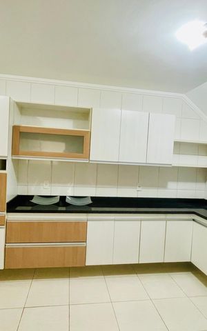Casa de condomínio à venda com 210m², 3 quartos e 3 vagas Casa de condomínio à venda com 210m², 3 quartos e 3 vagasCozinha