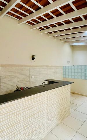 Casa de condomínio à venda com 210m², 3 quartos e 3 vagas Casa de condomínio à venda com 210m², 3 quartos e 3 vagasChurrasqueira