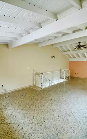 Casa de condomínio à venda com 210m², 3 quartos e 3 vagas Casa de condomínio à venda com 210m², 3 quartos e 3 vagasCobertura