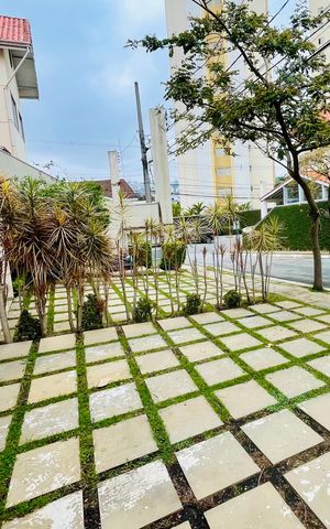 Casa de condomínio à venda com 210m², 3 quartos e 3 vagas Casa de condomínio à venda com 210m², 3 quartos e 3 vagasGaragem