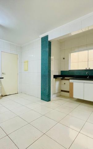 Casa de condomínio à venda com 210m², 3 quartos e 3 vagas Casa de condomínio à venda com 210m², 3 quartos e 3 vagasCozinha