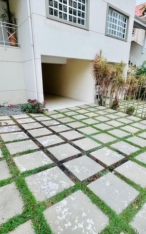 Casa de condomínio à venda com 210m², 3 quartos e 3 vagas Casa de condomínio à venda com 210m², 3 quartos e 3 vagasGaragem