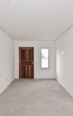 Casa de condomínio à venda com 80m², 2 quartos e 2 vagasSala