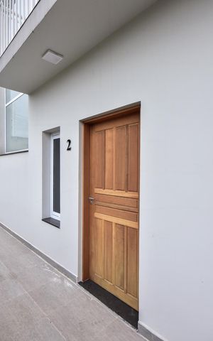 Casa de condomínio à venda com 80m², 2 quartos e 2 vagasEntrada