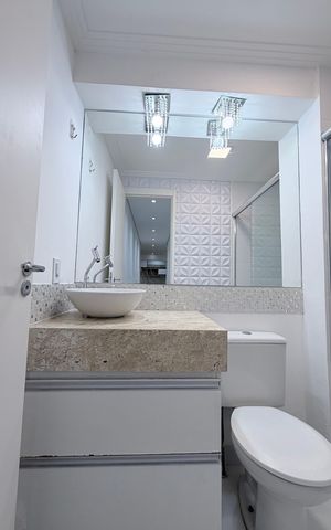 Apartamento à venda com 49m², 2 quartos e 1 vaga Apartamento à venda com 49m², 2 quartos e 1 vagaBanheiro