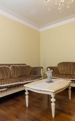 Casa à venda com 251m², 4 quartos e 3 vagasAntesala
