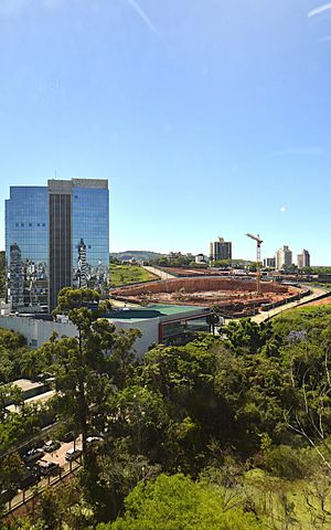 Apartamento à venda com 70m², 2 quartos e 2 vagasVista da Janela da Suíte