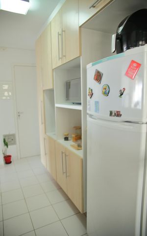 Apartamento à venda com 80m², 3 quartos e 2 vagasCozinha 