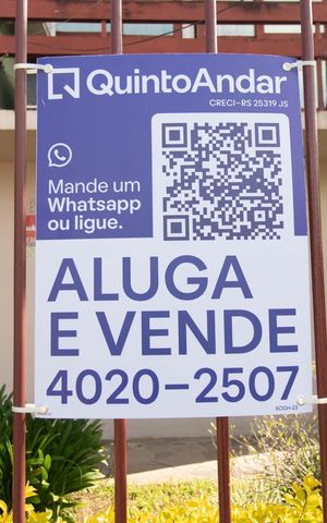 Casa à venda com 250m², 5 quartos e 1 vagaPlaca