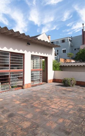Casa à venda com 250m², 5 quartos e 1 vagaÁrea Externa