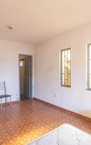 Casa à venda com 250m², 5 quartos e 1 vagaQuarto de Serviço