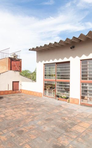 Casa à venda com 250m², 5 quartos e 1 vagaÁrea Externa