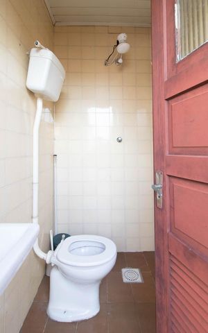 Casa à venda com 250m², 5 quartos e 1 vagaBanheiro da Área externa