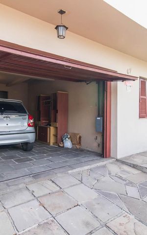 Casa à venda com 250m², 5 quartos e 1 vagaGaragem