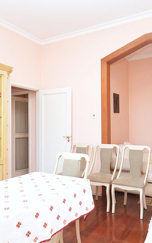 Apartamento à venda com 99m², 3 quartos e sem vagaSala