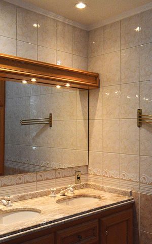 Apartamento à venda com 99m², 3 quartos e sem vagaBanheiro