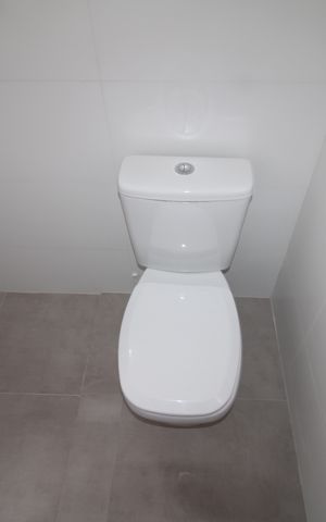 Casa à venda com 120m², 3 quartos e 2 vagasQuarto 1 - Banheiro