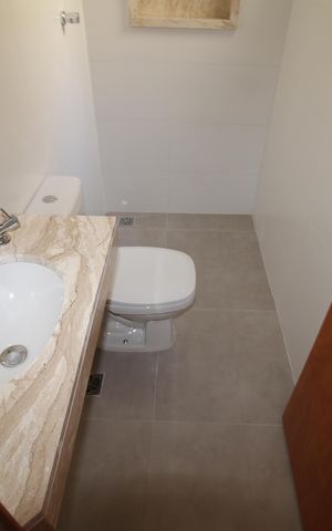 Casa à venda com 120m², 3 quartos e 2 vagasQuarto 3 - Banheiro