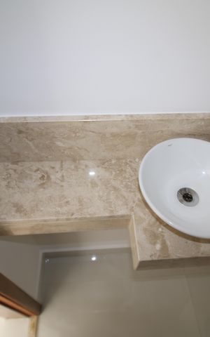Casa à venda com 120m², 3 quartos e 2 vagasLavabo