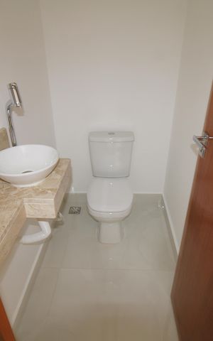 Casa à venda com 120m², 3 quartos e 2 vagasLavabo