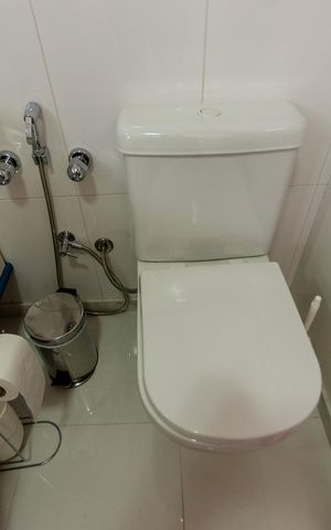 Casa à venda com 600m², 7 quartos e 10 vagas Casa à venda com 600m², 7 quartos e 10 vagasSuíte 3 - Banheiro