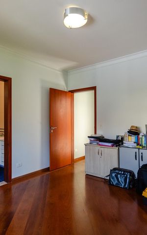 Casa à venda com 600m², 7 quartos e 10 vagas Casa à venda com 600m², 7 quartos e 10 vagasSuíte 1